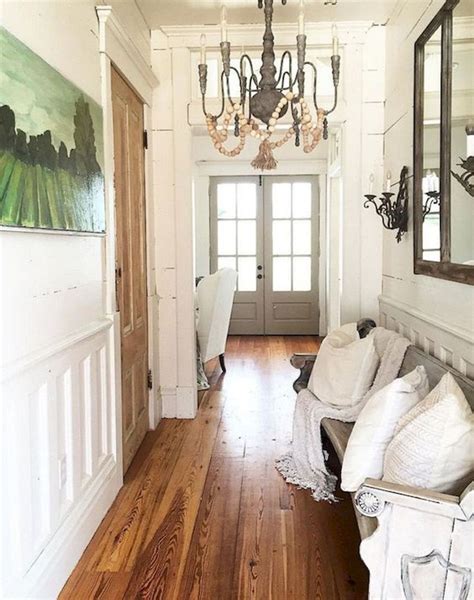 50 Stunning Farmhouse Entryway Design Ideas You Must Try In 2019 11