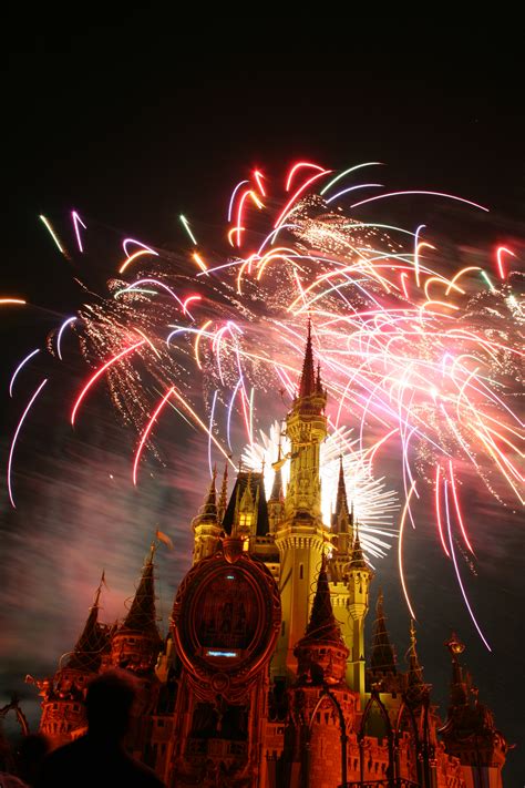 File:Walt Disney World - Fireworks.jpg