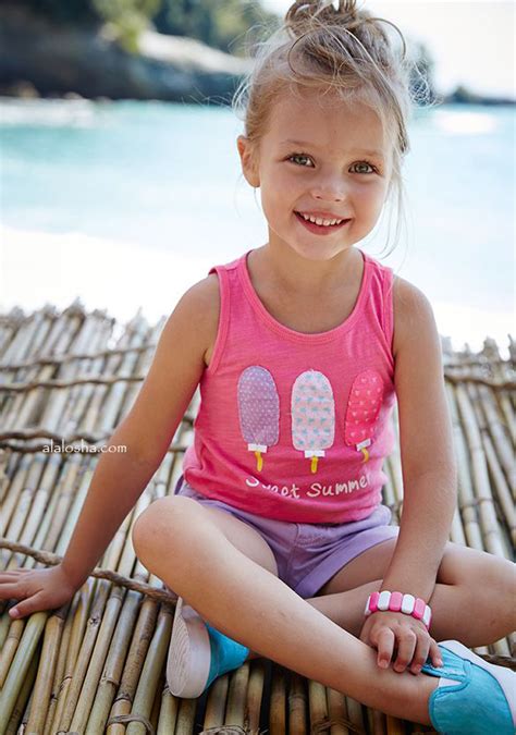 United Colors Of Benetton Summer 2015 Girls Collection