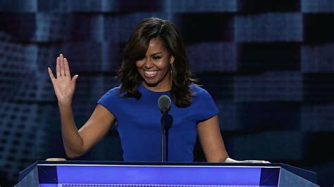 Watch Michelle Obama Giving A Heart Warming Speech At The Democratic
