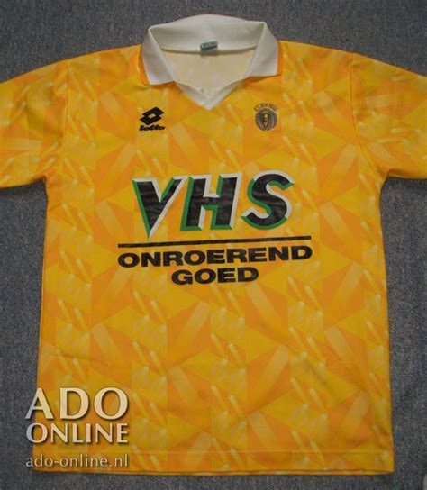 We verkopen de shirts niet alleen voor volwassenen, maar ook voor kinderen kan je op onze site terecht. ADO Den Haag Home voetbalshirt 1995