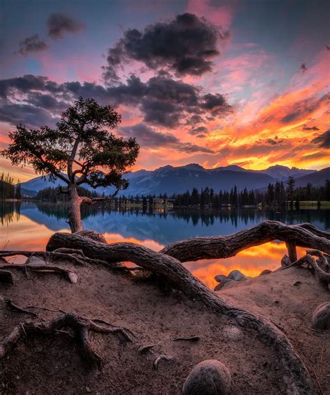 Tourism Jasper On Twitter Sunset Vibes At Lac Beauvert ️ Photo By