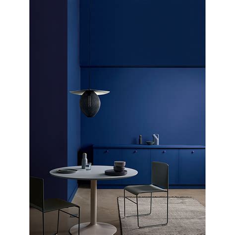 Elle Decoration By Crown Premium Wandfarbe Into The Blue No Ml