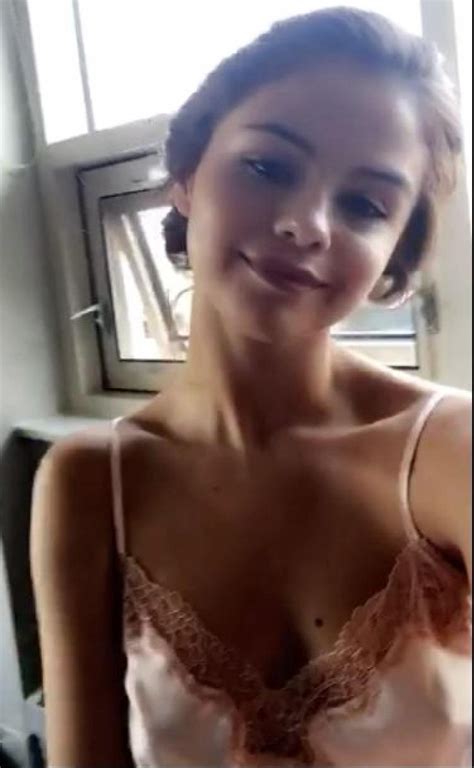 Selena Gomez Nude Leaked Pics And Porn Video Free Nude Porn Photos