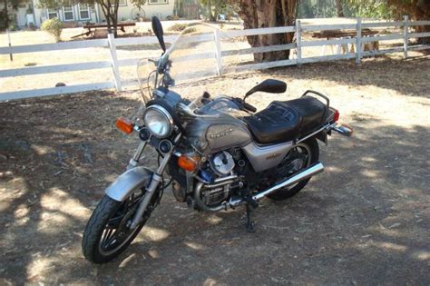 Show any 1982 honda gl 500 silver wing for sale on our bikez.biz motorcycle classifieds. 1982 Honda GL500 SilverWing, one owner, rides for sale on ...