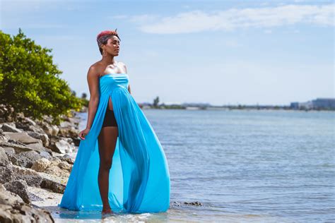 Maternity shoot with Ellen T. on the Courtney Campbell Causeway in