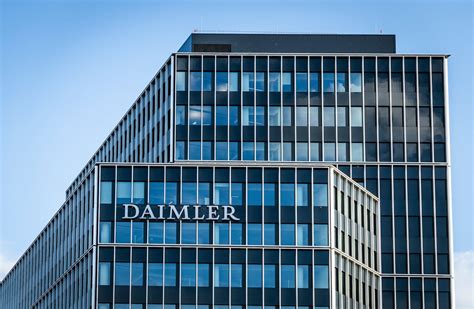 Daimler Boosts Earnings Despite Pandemic The Detroit Bureau
