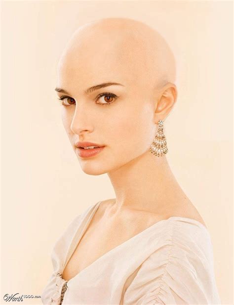 Bald Head Women Shaved Hair Women Style Audacieux Going Bald Bald Girl Bald Heads Shaved