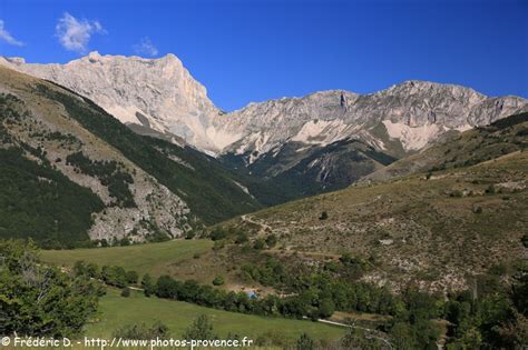Rabou Village Du Veynois Dans Le Pays Du Buëch Dans Les Hautes Alpes
