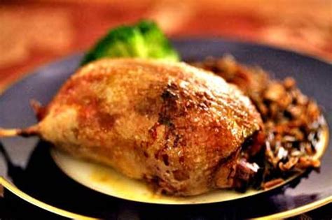 Brush goose with olive oil and sprinkle lightly with garlic powder, onion powder, salt, pepper and paprika. Stuffed Wild Duck - gourmed.com | Recipes, Wild duck ...