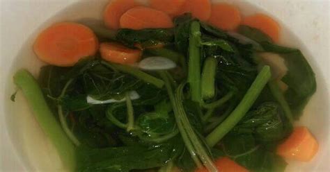 Masak yang cepet tanpa ulek mengulek udah praktis, simpel banget pula. Resep Sayur bening bayam dan wortel oleh Noviari Muthyana ...