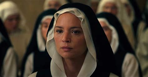 Review Sexy Satirical And Spiritual Benedetta Shows A Lesbian Nun S Life Is Not So Wimple