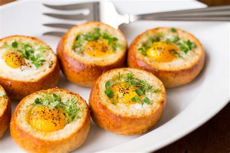 Baked Eggs In Bread Baskets Recipe Brunch Recipes Baked Eggs