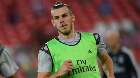 Footballer for @spursofficial and @fawales twitter: Real better without Ronaldo, says Gareth Bale - Fresh FM ...