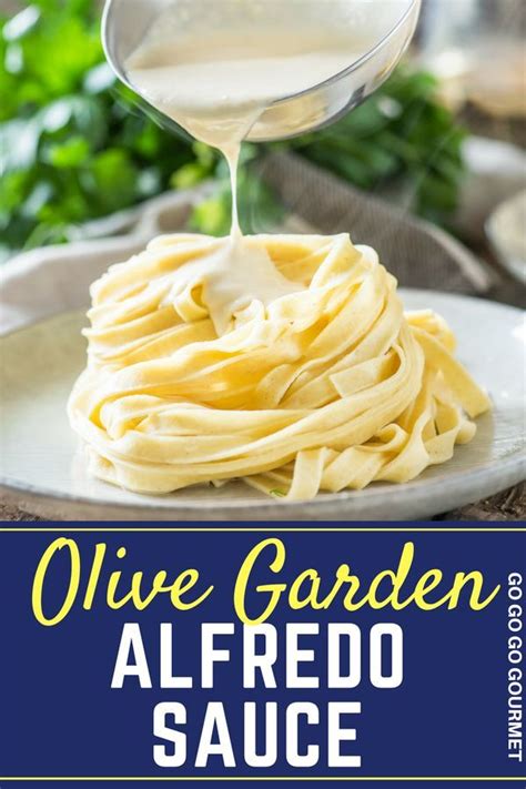 This Homemade Copycat Olive Garden Alfredo Sauce Is A Fast And Easy
