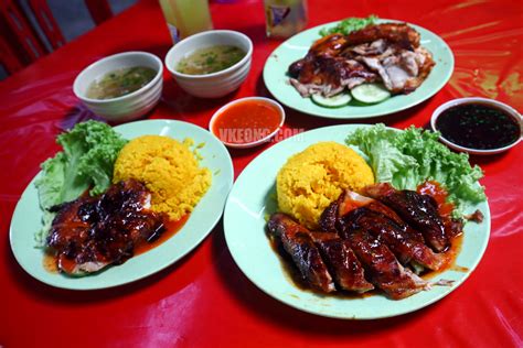 Menurut blog ini, restoran ayam golek bro ini beroperasi berhampiran traffic light jalan kapar ke rantau panjang dan ke klang. Tokwan Nasi Ayam Golek Opposite MINDEF, KL - Malaysia Food ...