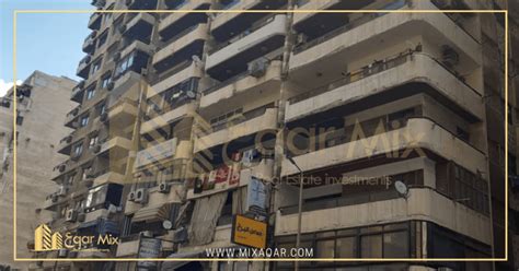 أصدر مسئولو نادي الزمالك قرارًا لمسئولي الكرة بالنادي بمنع الحديث عن مستقبل الدولي التونسي فرجاني ساسي لاعب وسط الفريق مع القلعة البيضاء؛ منعًا لحدوث أي أزمات فى ذلك الملف. شقه 200 متر على شارع جمــــــال عبد الناصـــــر الرئيسى ...