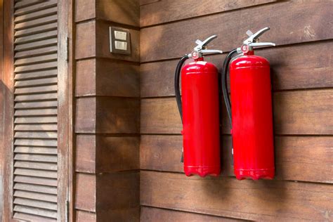 How To Use A Fire Extinguisher In The Workplace Grainger Industrial