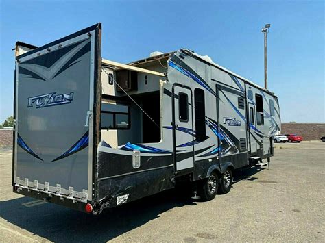 Toy Haulers Travel Trailer Camping Best Travel Traile