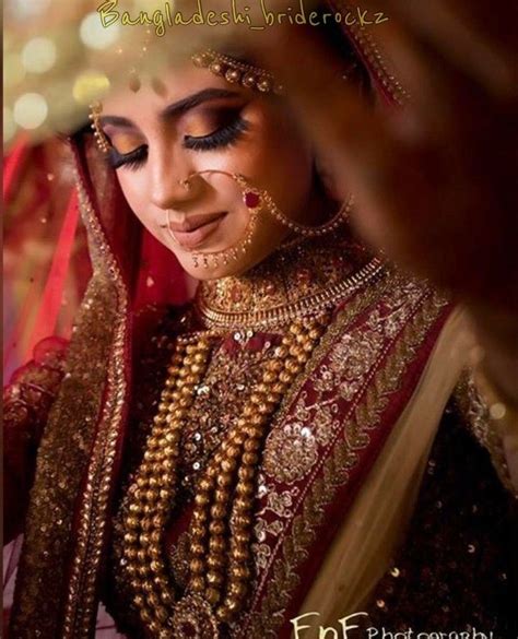 Indian Bride Poses Indian Bride Makeup Indian Wedding Poses Indian