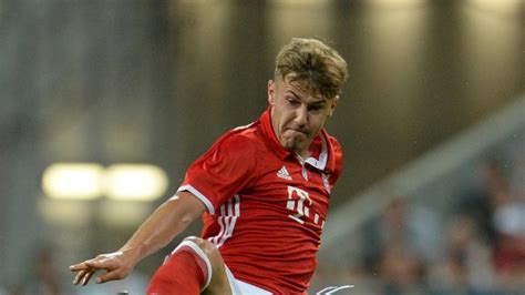 Browse 1,381 niklas dorsch stock photos and images available, or start a new search to explore more stock. FC Bayern München: Sind diese Talente die Zukunft? - DIE WELT