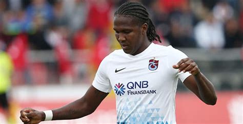 Öte yandan geçen sezon porto'dan 1 yıllığına. Çalımbay ile Rodallega arasında sürpriz görüşme
