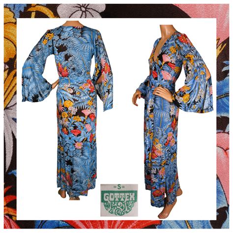 1970s Maxi Tropical Print Dress | Tropical print dress, Resort dresses, Resort dresses tropical