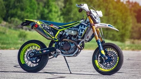 Felkan: LIVING THE SUPERMOTO LIFESTYLE! - YouTube