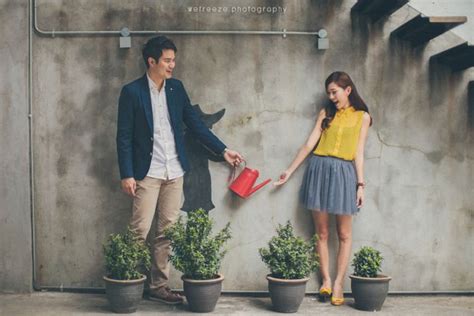 Foto prewedding hijab dengan gaya casual biasanya paling banyak diminati. 10 Konsep Foto Pre-Wedding yang Menarik dan Sederhana ...