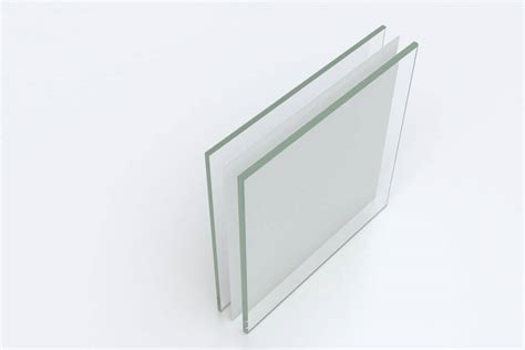 A Comparison Of Acrylic Plexiglass Vs Polycarbonate Lexan Glass