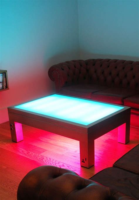 White lift top coffee table with hidden storage shelf and 2 drawers. Coffee Table : Furniture that lights up the room.