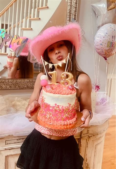 𝚙𝚛𝚎𝚙𝚙𝚢 13𝚝𝚑 𝚋𝚒𝚛𝚝𝚑𝚍𝚊𝚢 | Preppy party, Cowgirl birthday party, Birthday