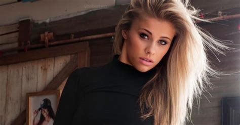 Ufc Star Paige Vanzant Shares Topless Photo That Reveals Harsh Truth