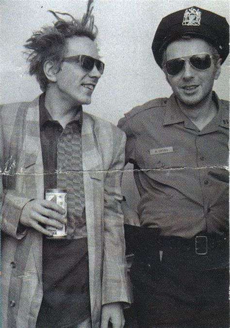 pin by james reffell on pretty things and pretty people the clash joe strummer johnny rotten