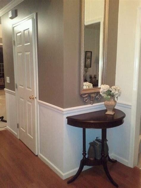 Diy Classic Wainscoting Tutorial Picture Frame Wainscoting Black