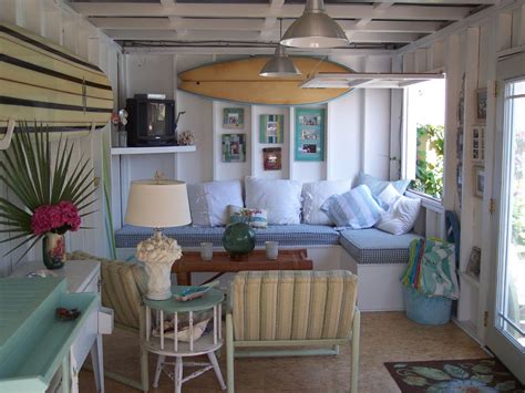 Buy cheap home decor online at lightinthebox.com today! Vintage Beach House: Some serious DIY