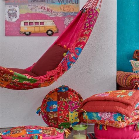 Maybe you would like to learn more about one of these? Bright Blue and Pink Color Combination for Festive Spring ...