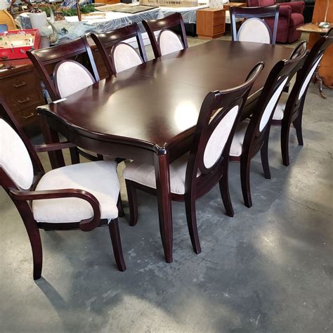Modern Dining Table W Leaf And 8 Chairs