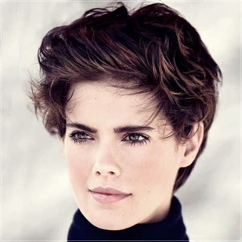 Maybe you would like to learn more about one of these? Short haircuts winter 2019 2020: all the TrendsShort and ...