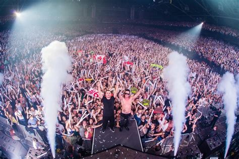 Also new episodes of dimitri vegas & like mike radio shows 2021 and live sets. CryoFX® CO2 Smoke LED Jets used in the Video Production of ...