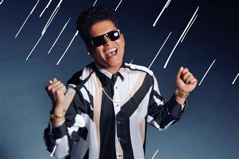 Bruno Mars Unveils Video For ‘thats What I Like
