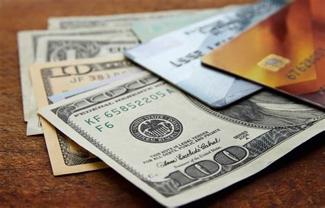 Se Triplicó El Uso Del Dólar Tarjeta Y Empieza A Pesar Fuerte En Las