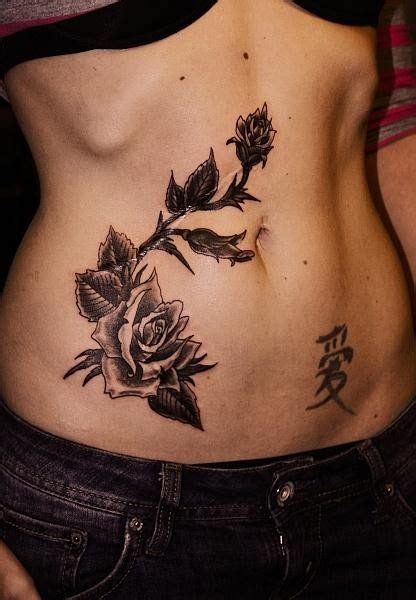 Stomach tattoos are undeniably sexy, whether it is on a man or a woman. 100+ Artistic Look Stomach tattoo ideas - Body Tattoo Art