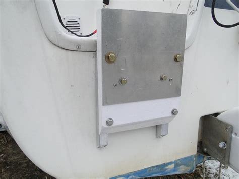 Powder coated in durable powder. outboard