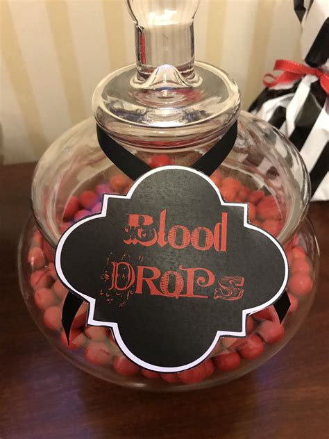 Dinner with a vampire book. TVD party | Vampire party, Easy dinner recipes