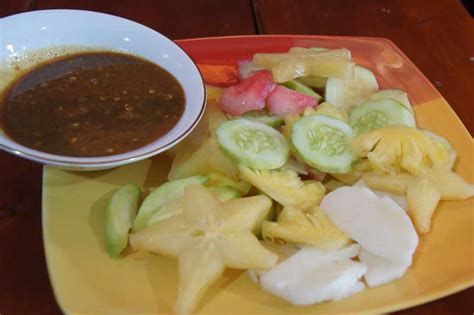 Buah yang di gambar ini dipercaya memiliki kandungan yang bagus untuk ibu hamil. Resep Rujak Buah
