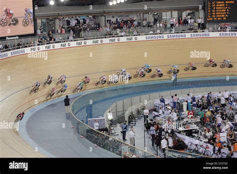 London Olympic Velodrome Track Cycling Bike Racing Stock Photo Alamy