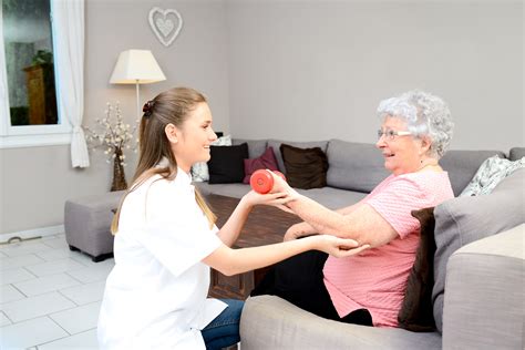 10 Reasons You Should Hire An In-Home Caregiver