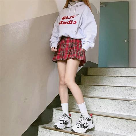 Épinglé par kim jeon sur vêtements outfits mode ulzzang vêtements stylés mode kpop