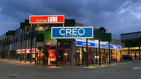 Al fine di cercare sul territorio ciascuna filiale di banca banco di brescia s.p.a. Desenzano del Garda, provincia di Brescia: il Gruppo LUBE ...